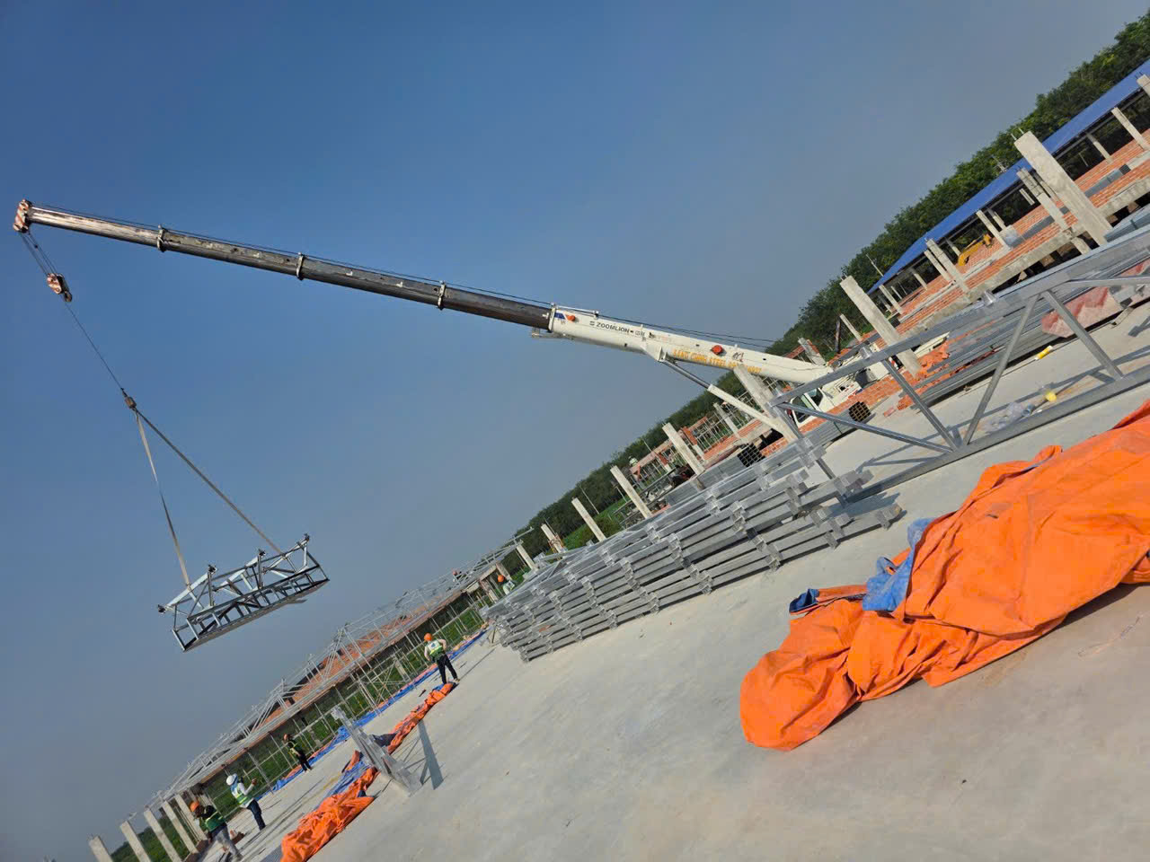 Hình 10: Ứng dụng thép hộp vào cuộc sống Sáng Chinh STEEL