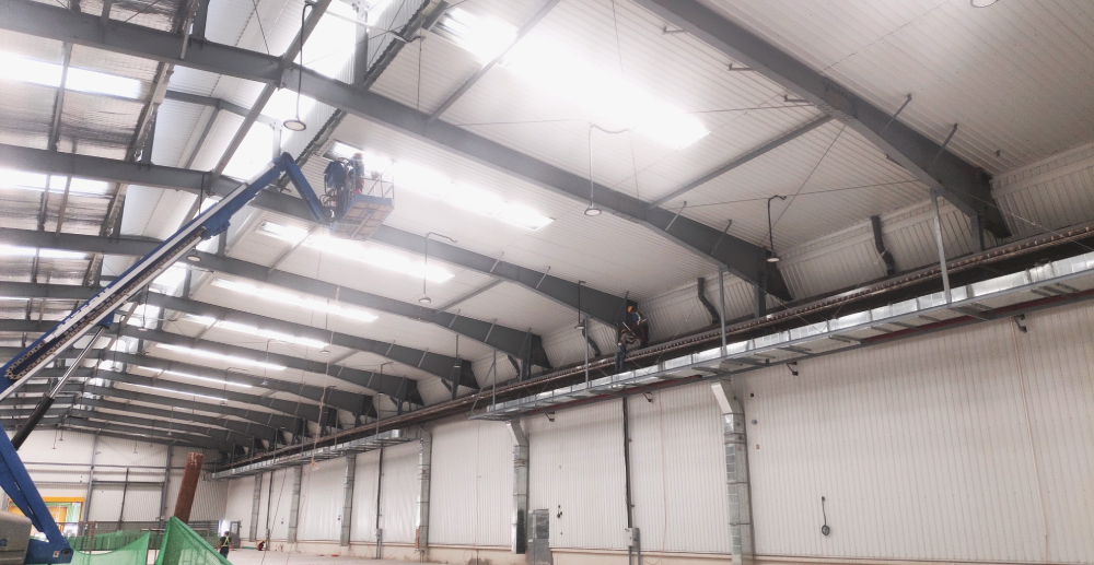 Phía trong công trình kết cấu thép