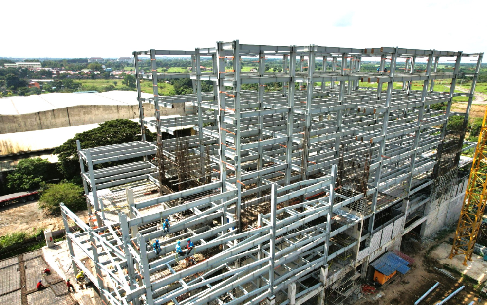 Quá trình xây dựng công trình kết cấu thép