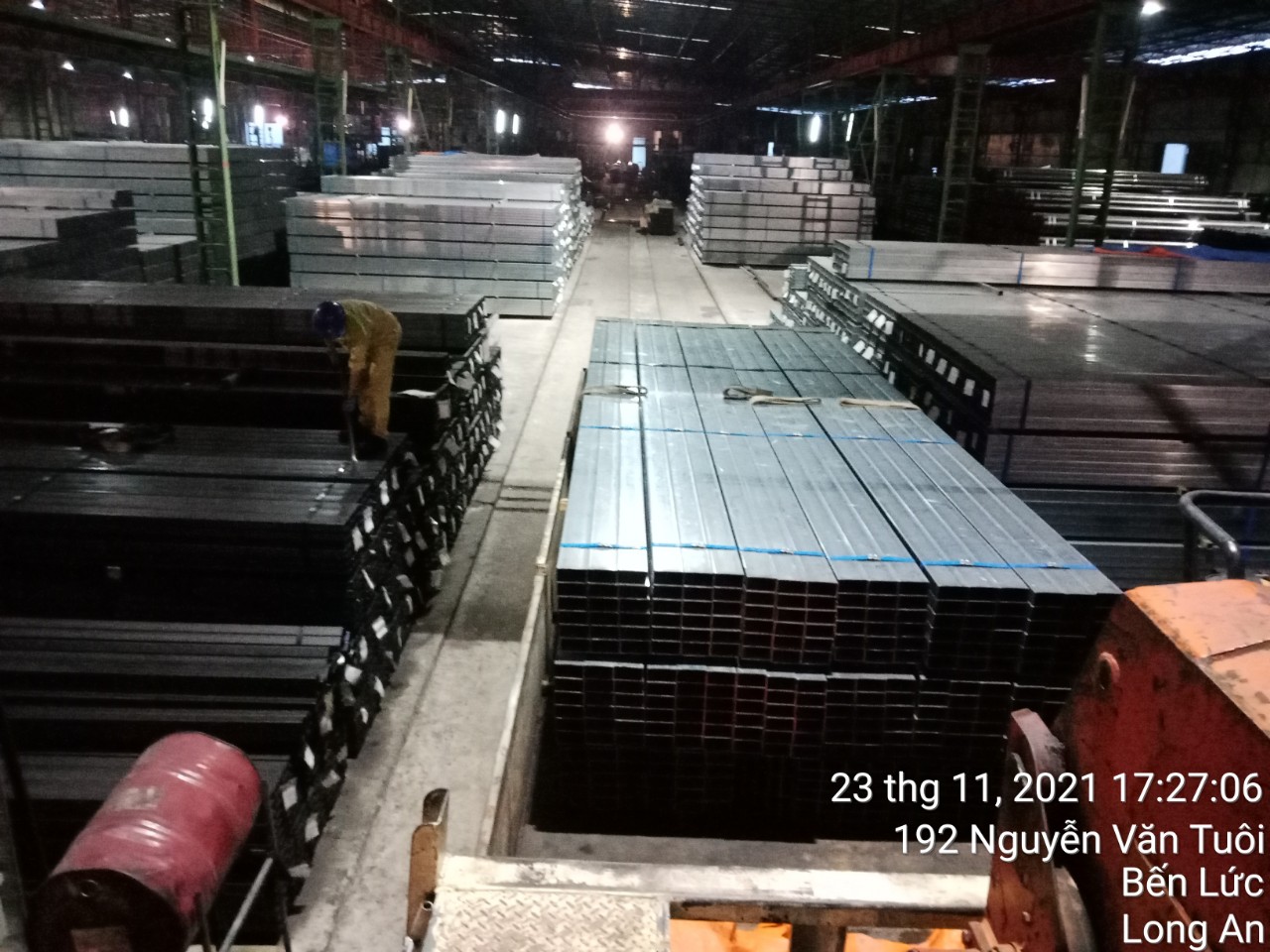 Thép hộp mạ kẽm Hoa Sen