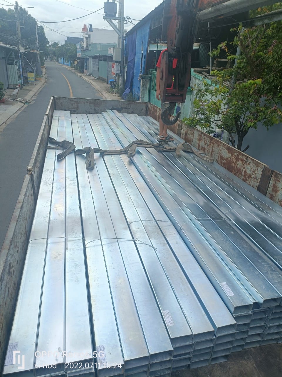 Thép hộp mạ kẽm, đen tại Quận 3