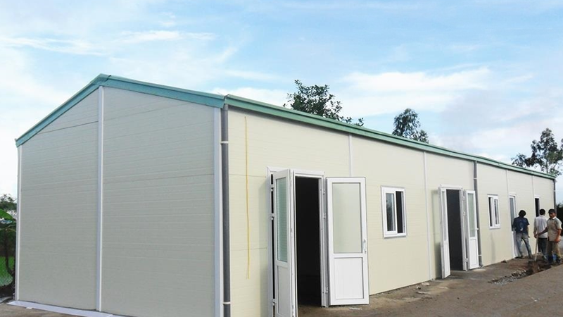 Tôn cách nhiệt dùng để làm nhà tạm