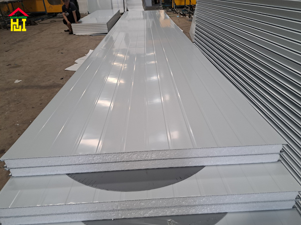 Tôn Panel: Giải pháp lợp mái & tường vách cách nhiệt, chống nóng tối ưu