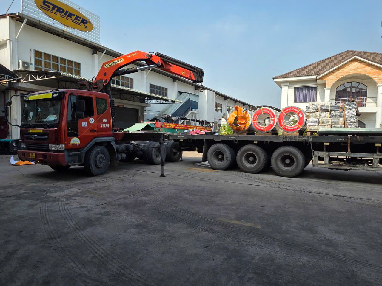 Đại lý tôn hoa sen tại Bình Thuận tại Sáng Chinh STEEL